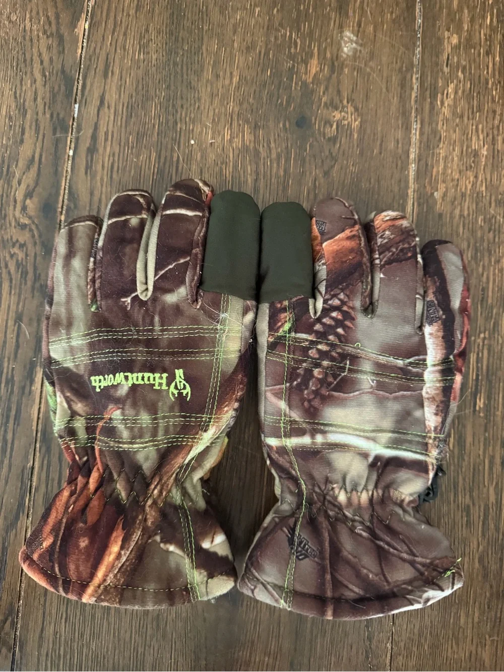 Hunters Element Women’s Camouflage Insulated Gloves — Brown & Green